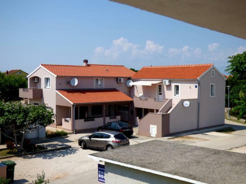 Apartments Branko Nin Zewnętrze zdjęcie